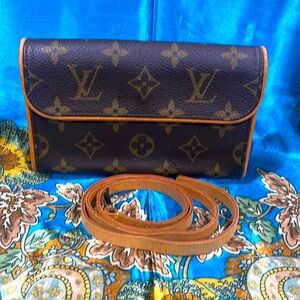 Louis Vuitton Florentine Waist Bag